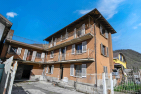 Casa Unifamiliare in vendita a Casnigo