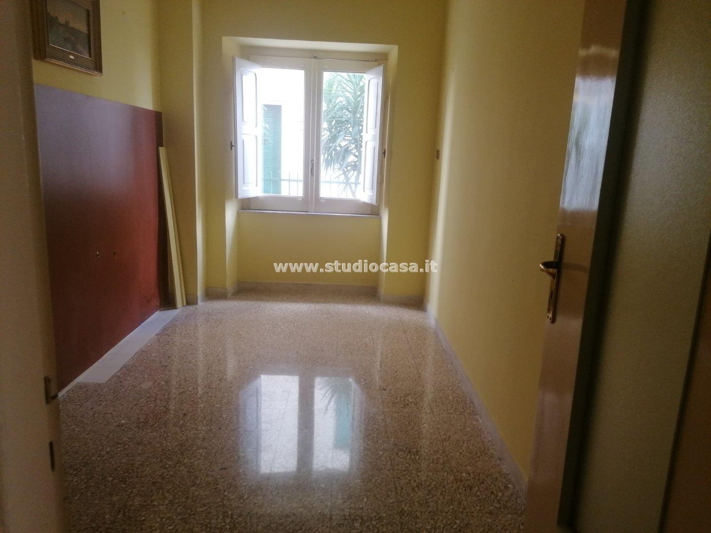 Altro in affitto a Crotone