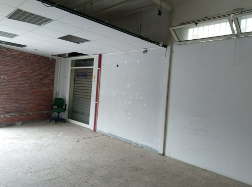 Magazzino in vendita a Crotone