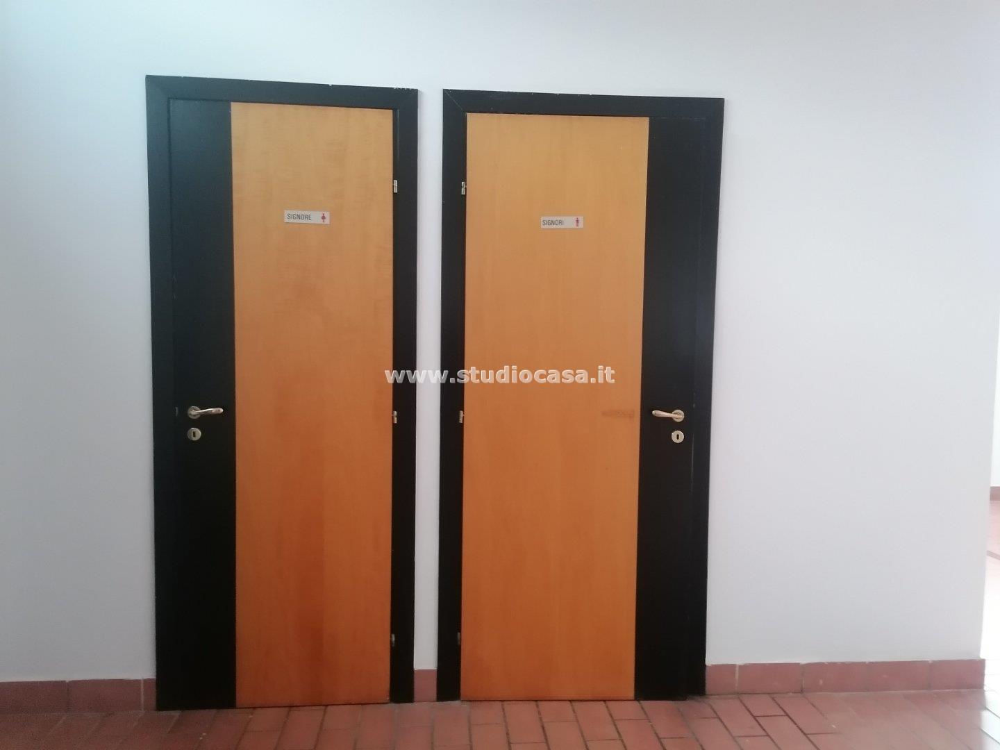 Magazzino in affitto a Crotone
