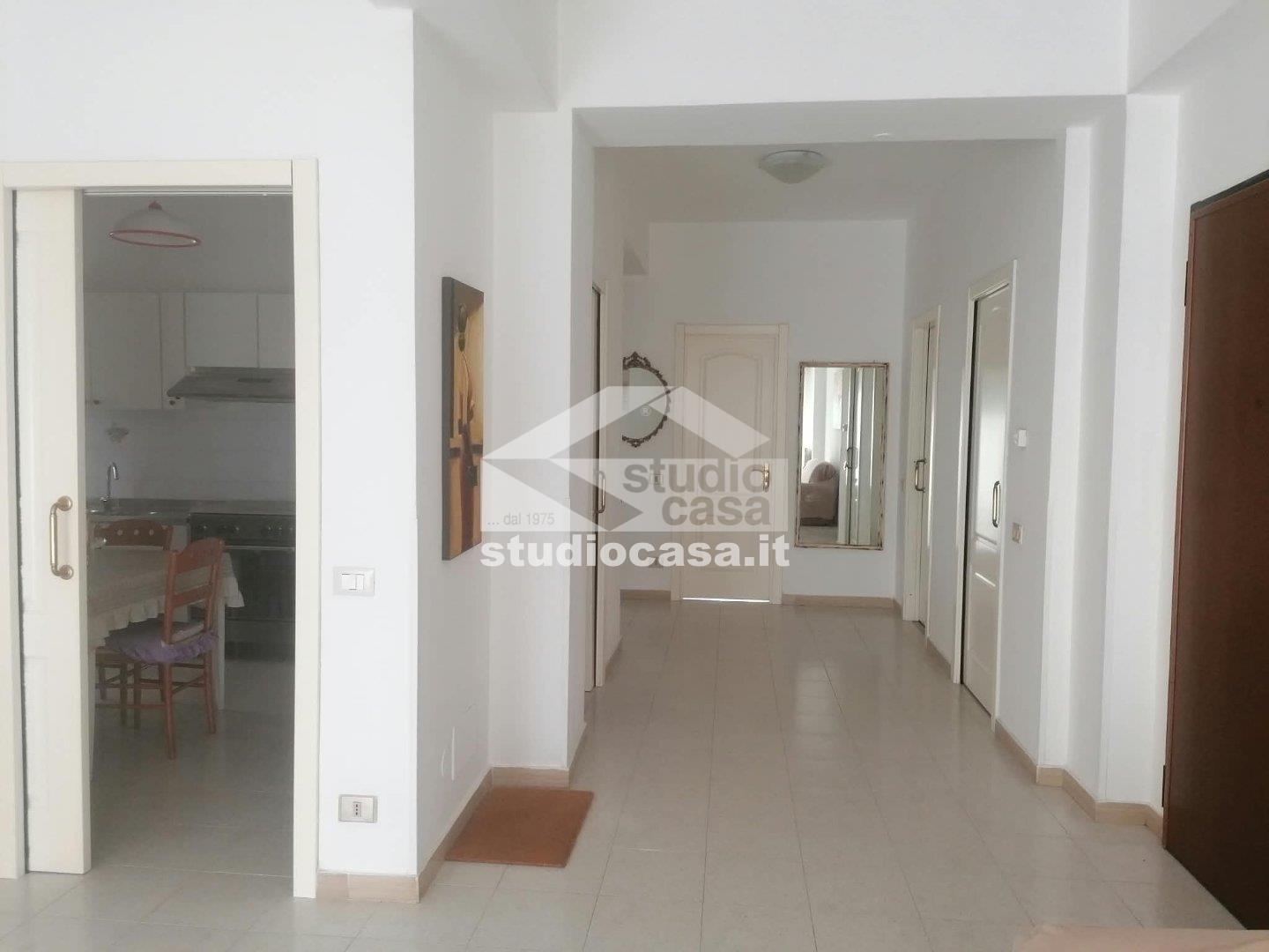 Appartamento in affitto a Crotone