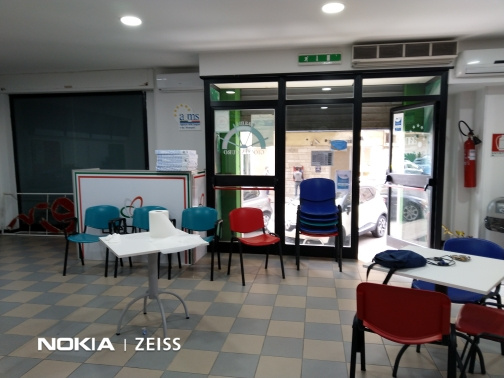 Magazzino in vendita a Crotone