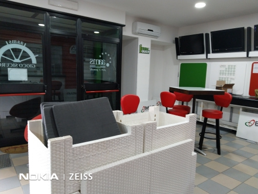 Magazzino in vendita a Crotone