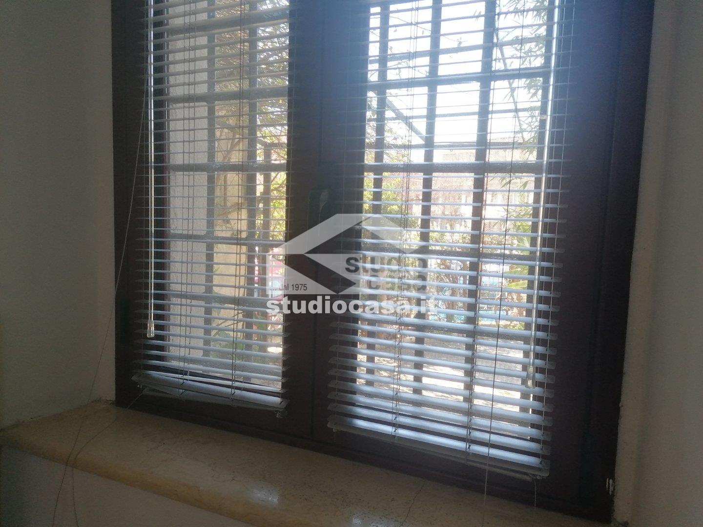 Studio in affitto a Crotone