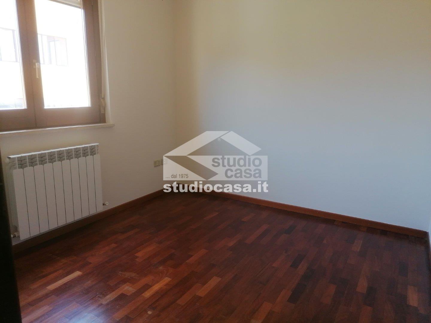 Appartamento in affitto a Crotone