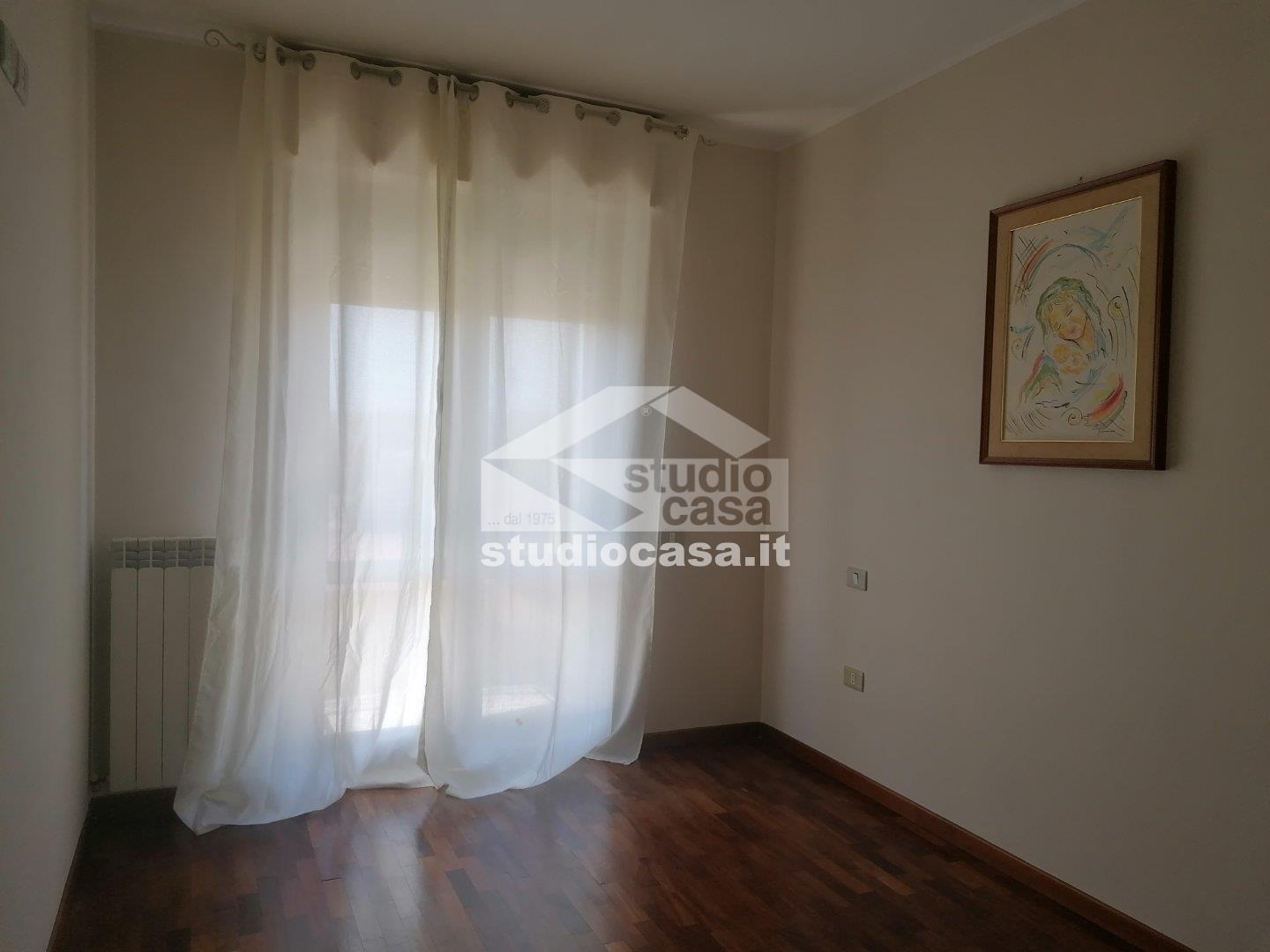 Appartamento in affitto a Crotone