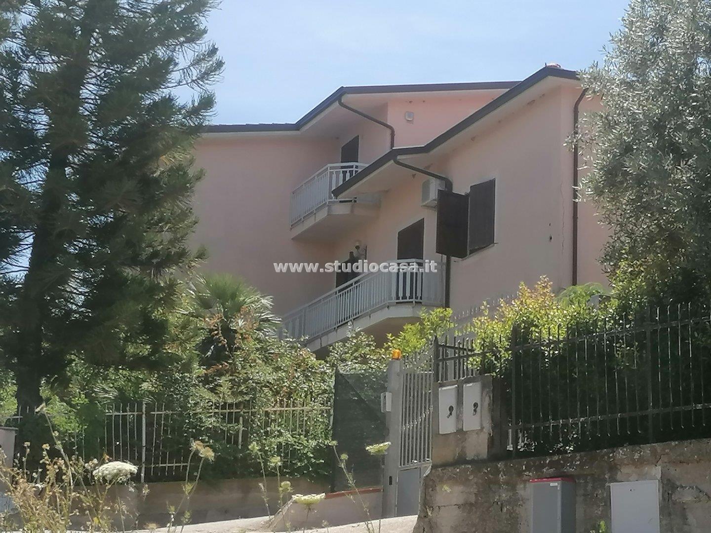Villa Unifamiliare in vendita a Crotone