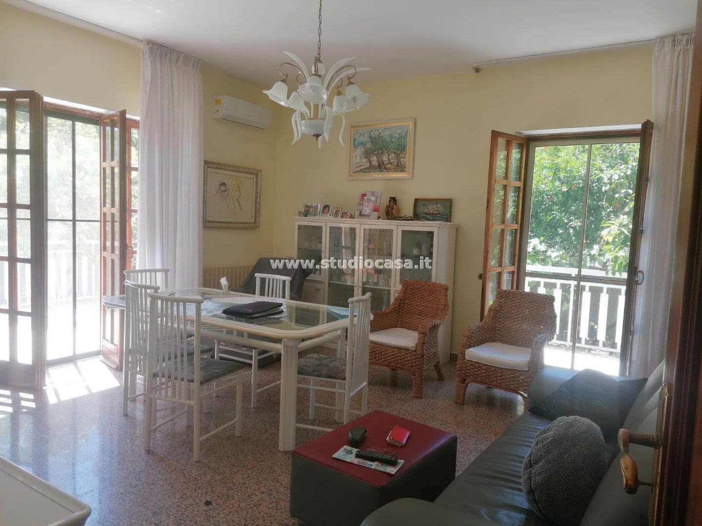 Villa Unifamiliare in vendita a Crotone