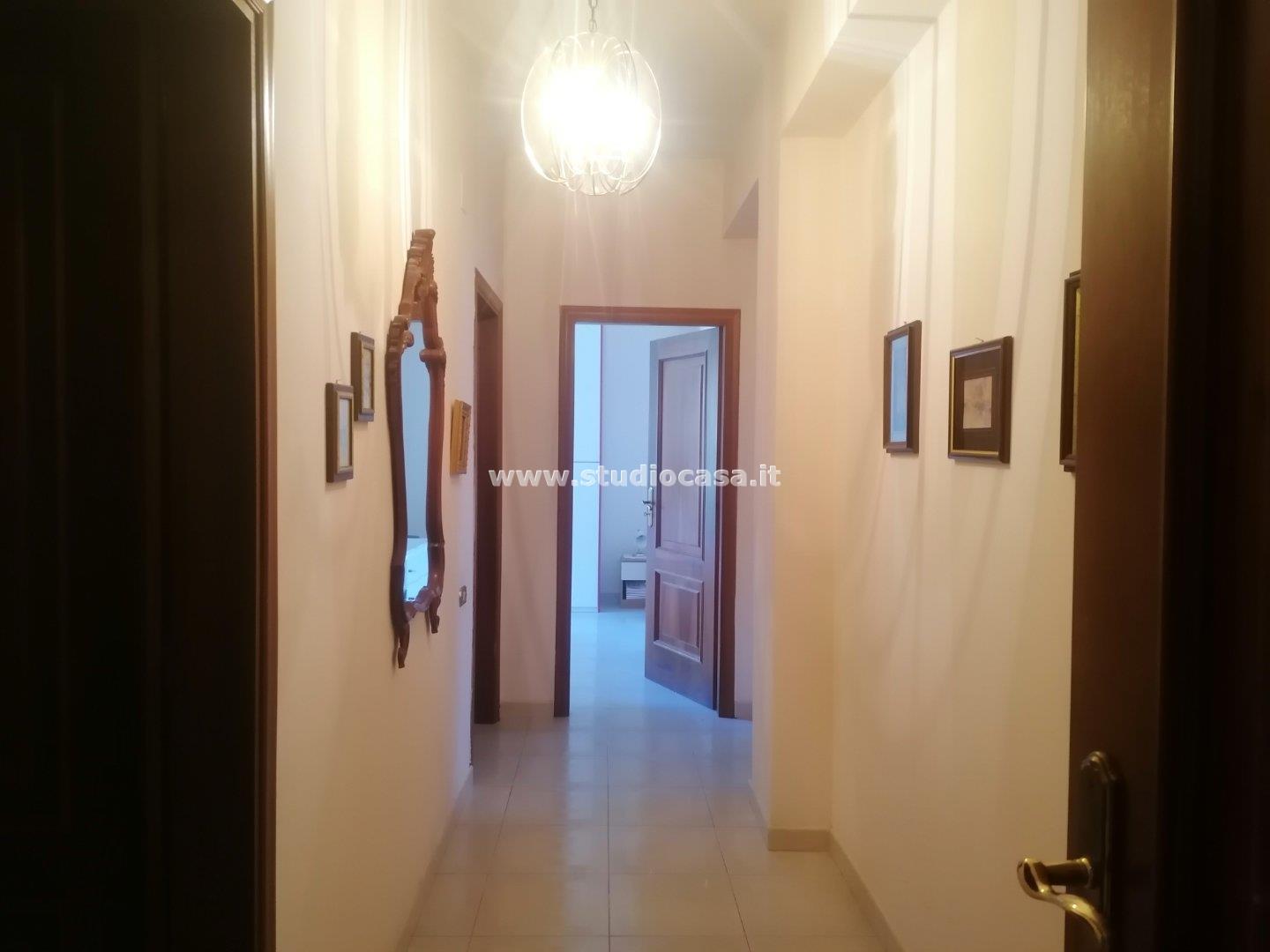 Villa Unifamiliare in vendita a Crotone