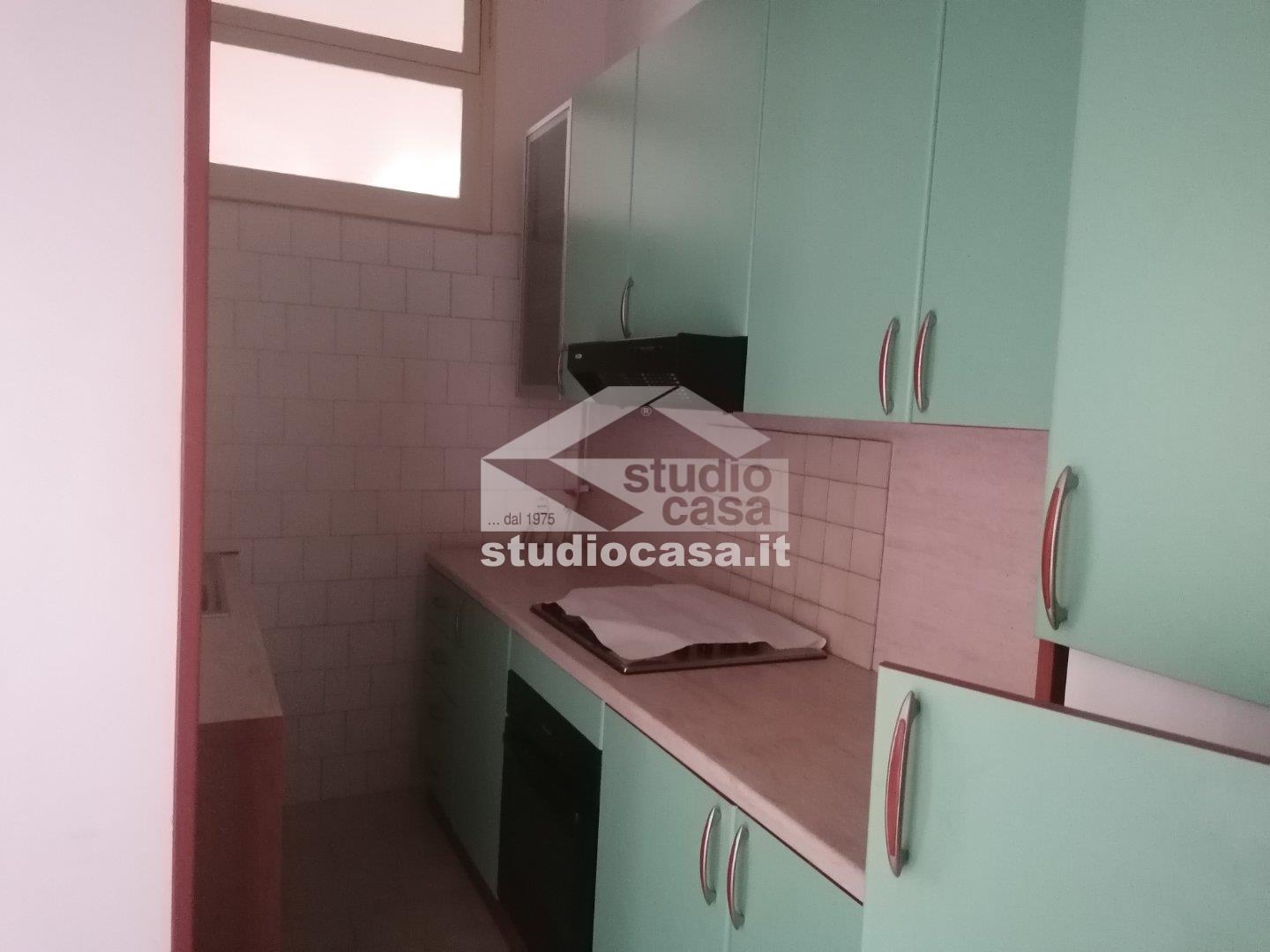 Appartamento in affitto a Crotone