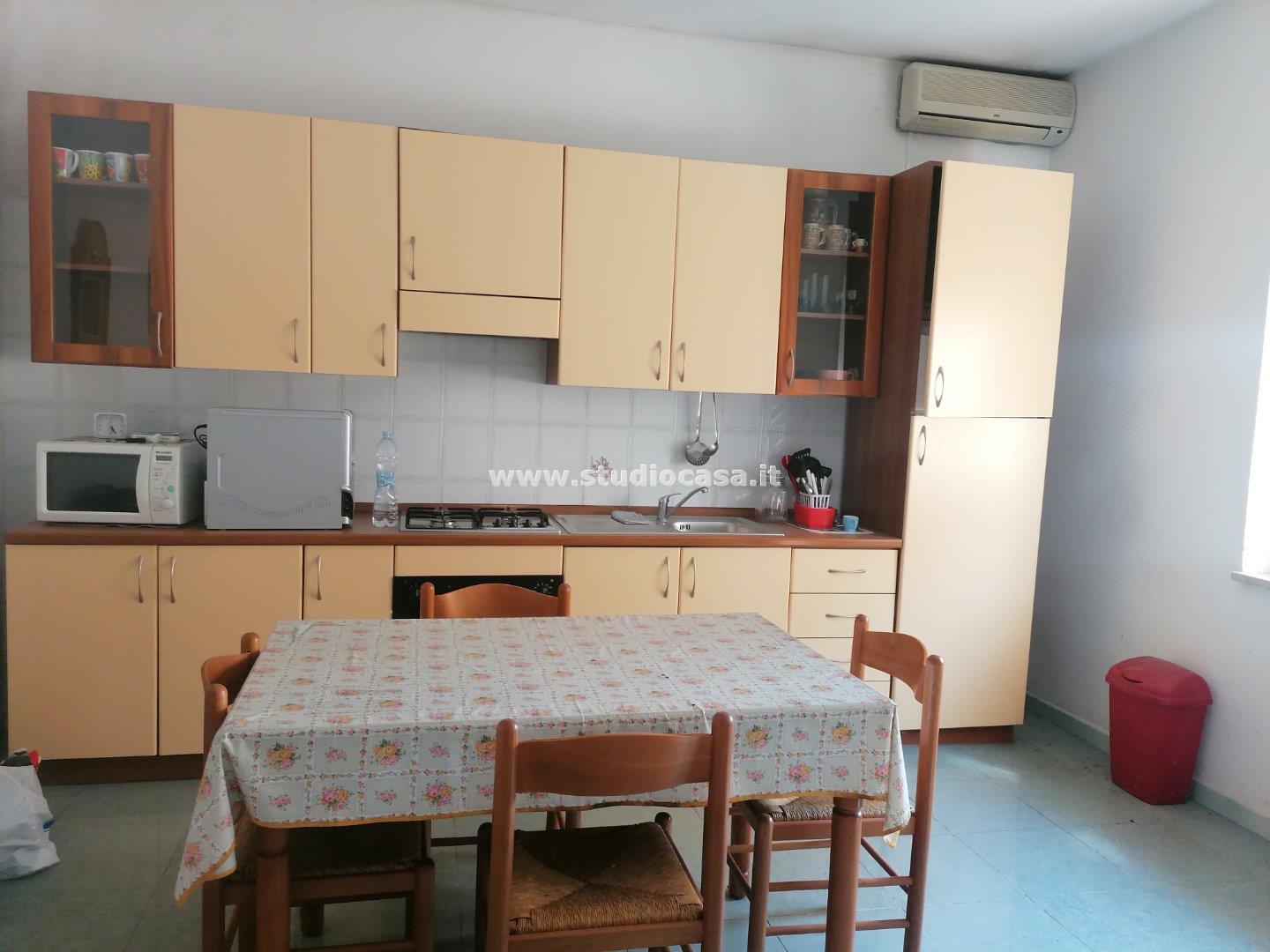 Casa Unifamiliare in vendita a Rocca di Neto