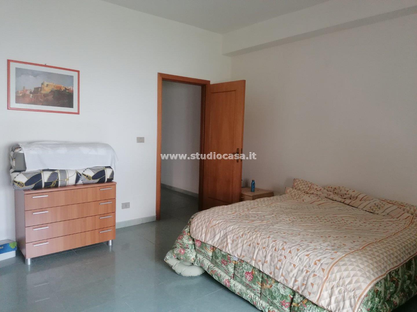 Casa Unifamiliare in vendita a Rocca di Neto