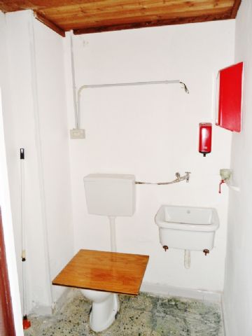 Magazzino in vendita a Crotone