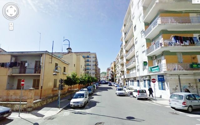 Magazzino in affitto a Crotone