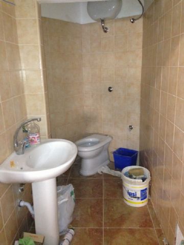 Magazzino in vendita a Crotone