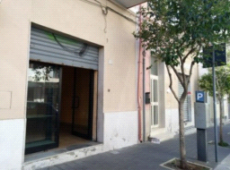 Magazzino in affitto a Crotone