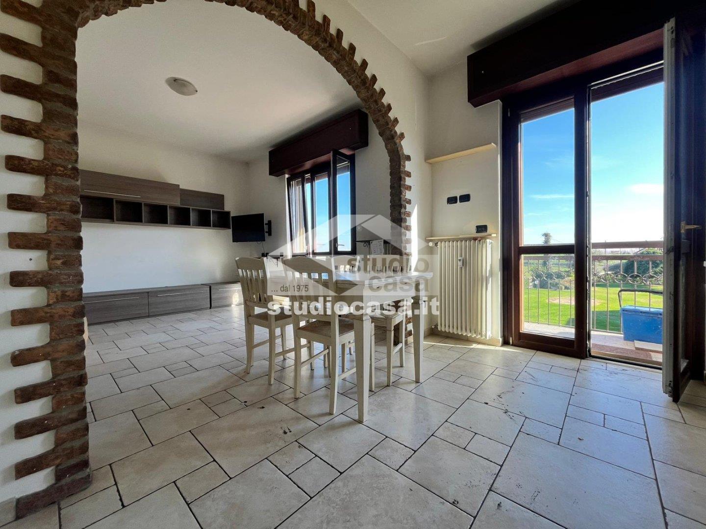 Appartamento in vendita a Arzago d