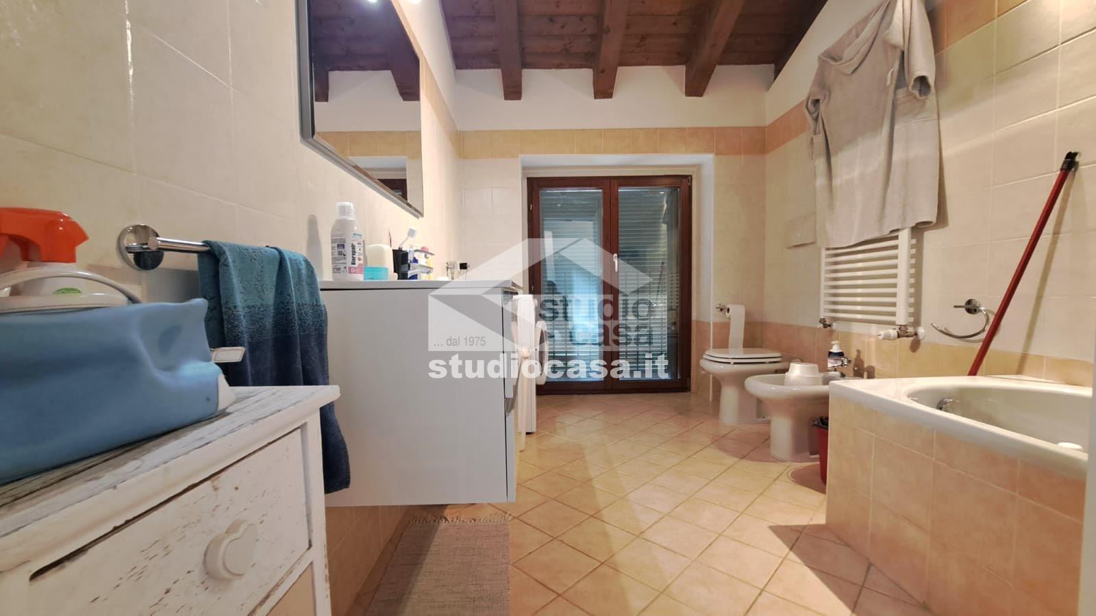 Appartamento in vendita a Mornico al Serio