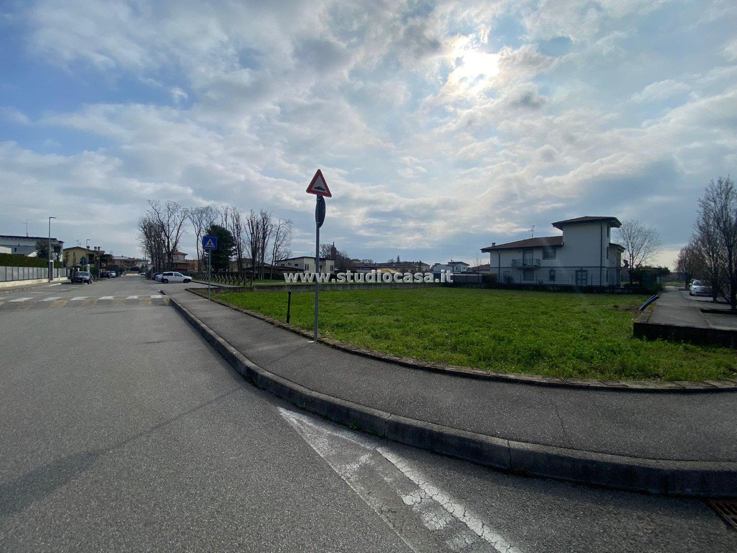 Terreno Residenziale in vendita a Morengo