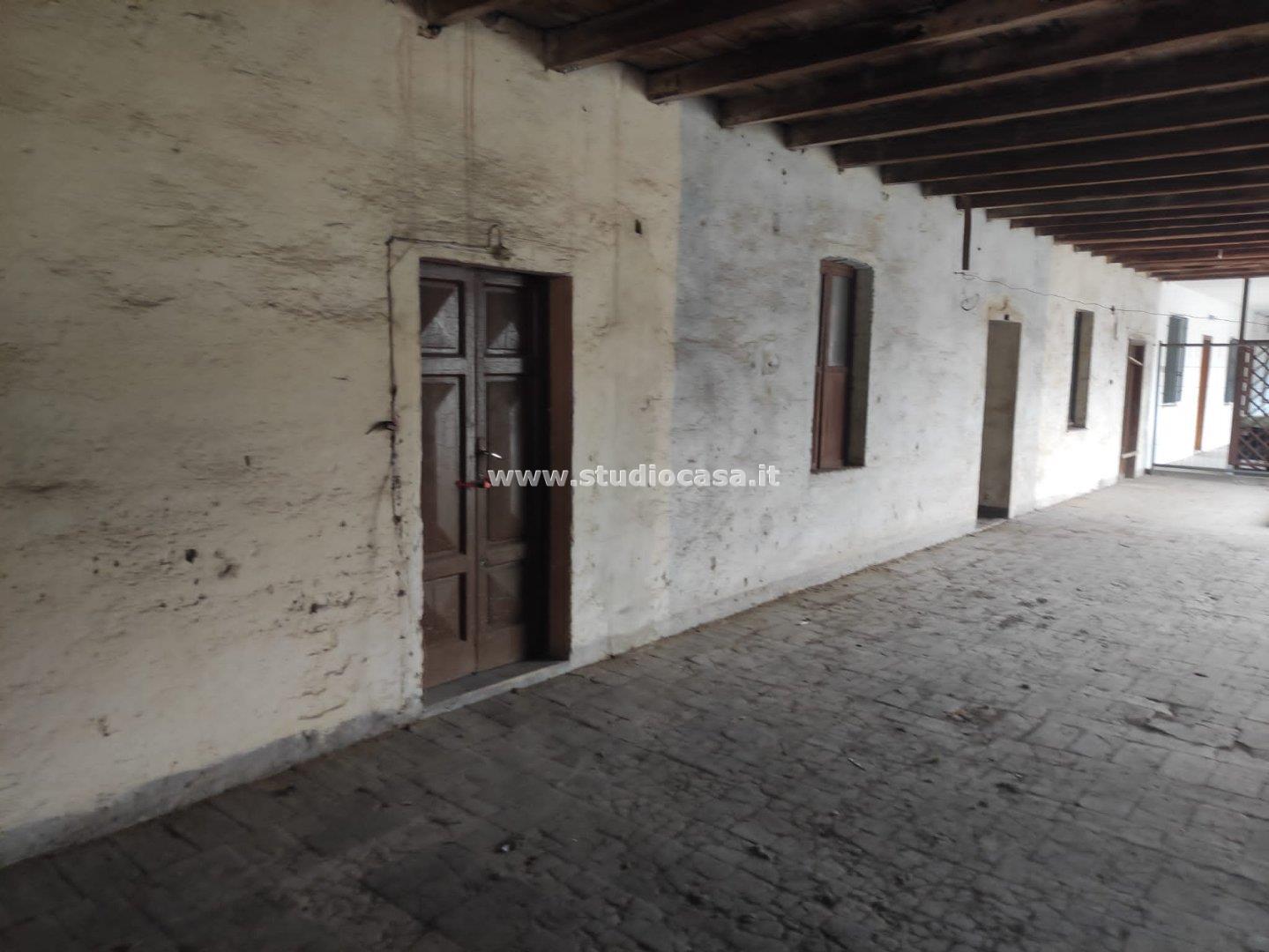 Casa Unifamiliare in vendita a Castel Rozzone