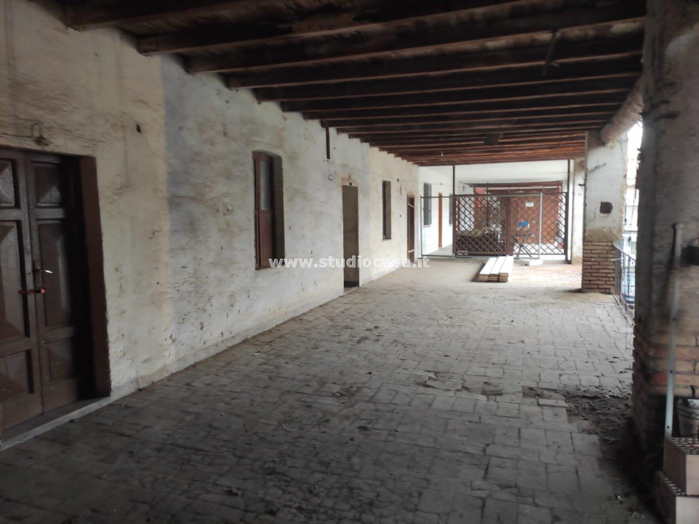 Casa Unifamiliare in vendita a Castel Rozzone