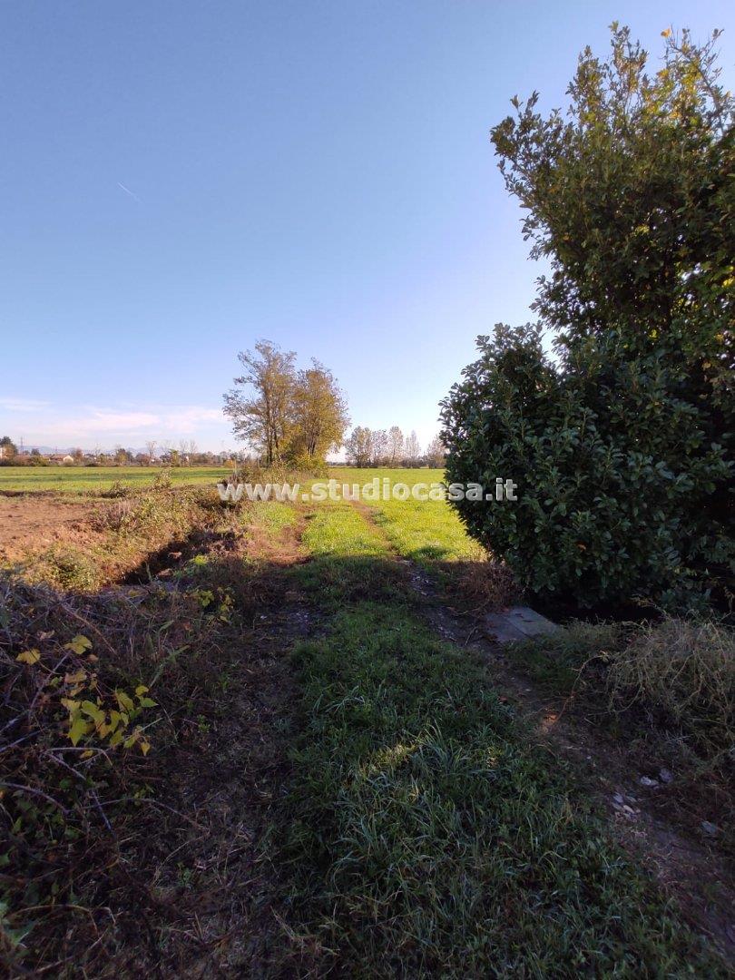 Terreno Agricolo in vendita a Castel Rozzone