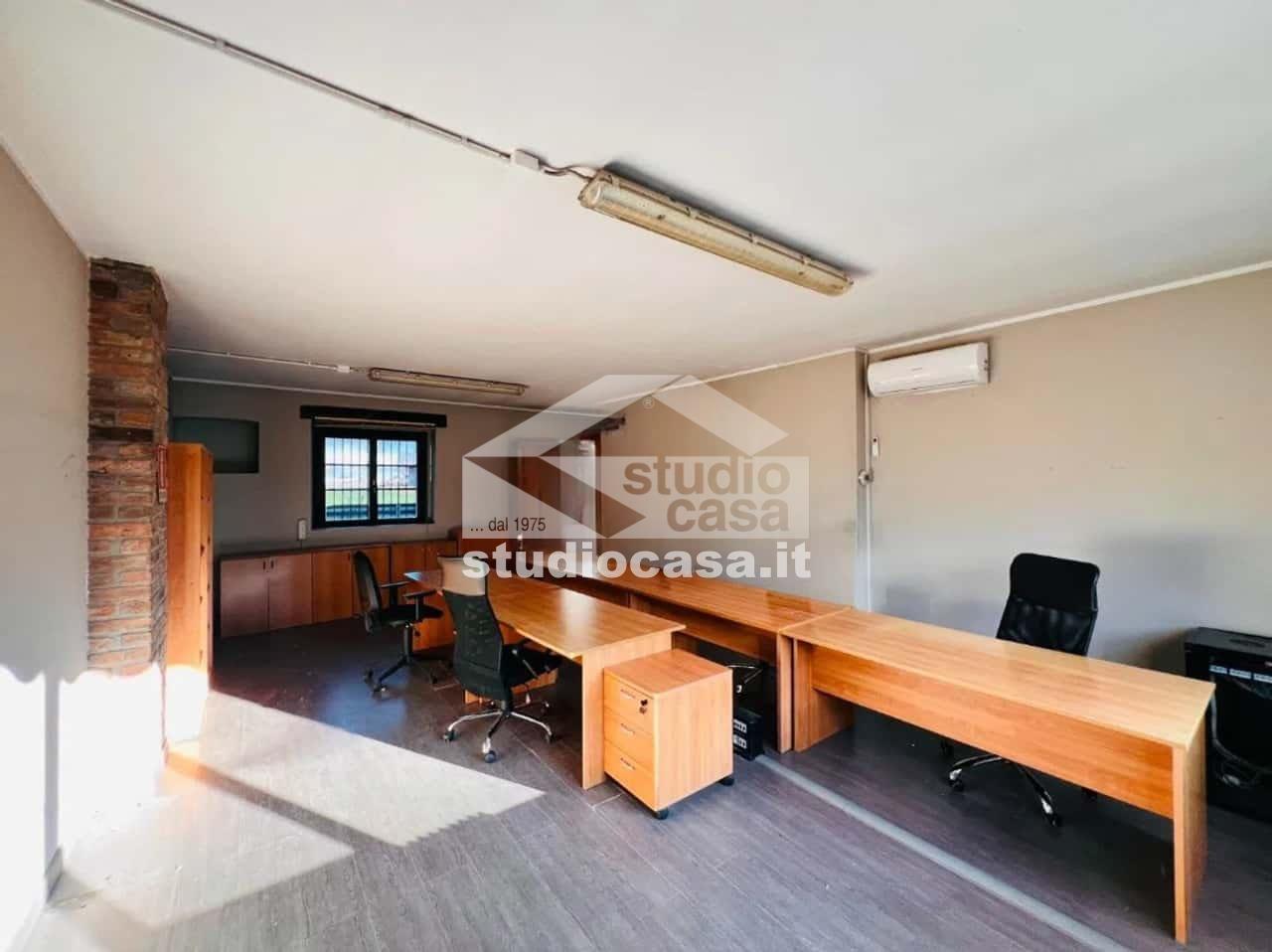 Ufficio in vendita a Vailate
