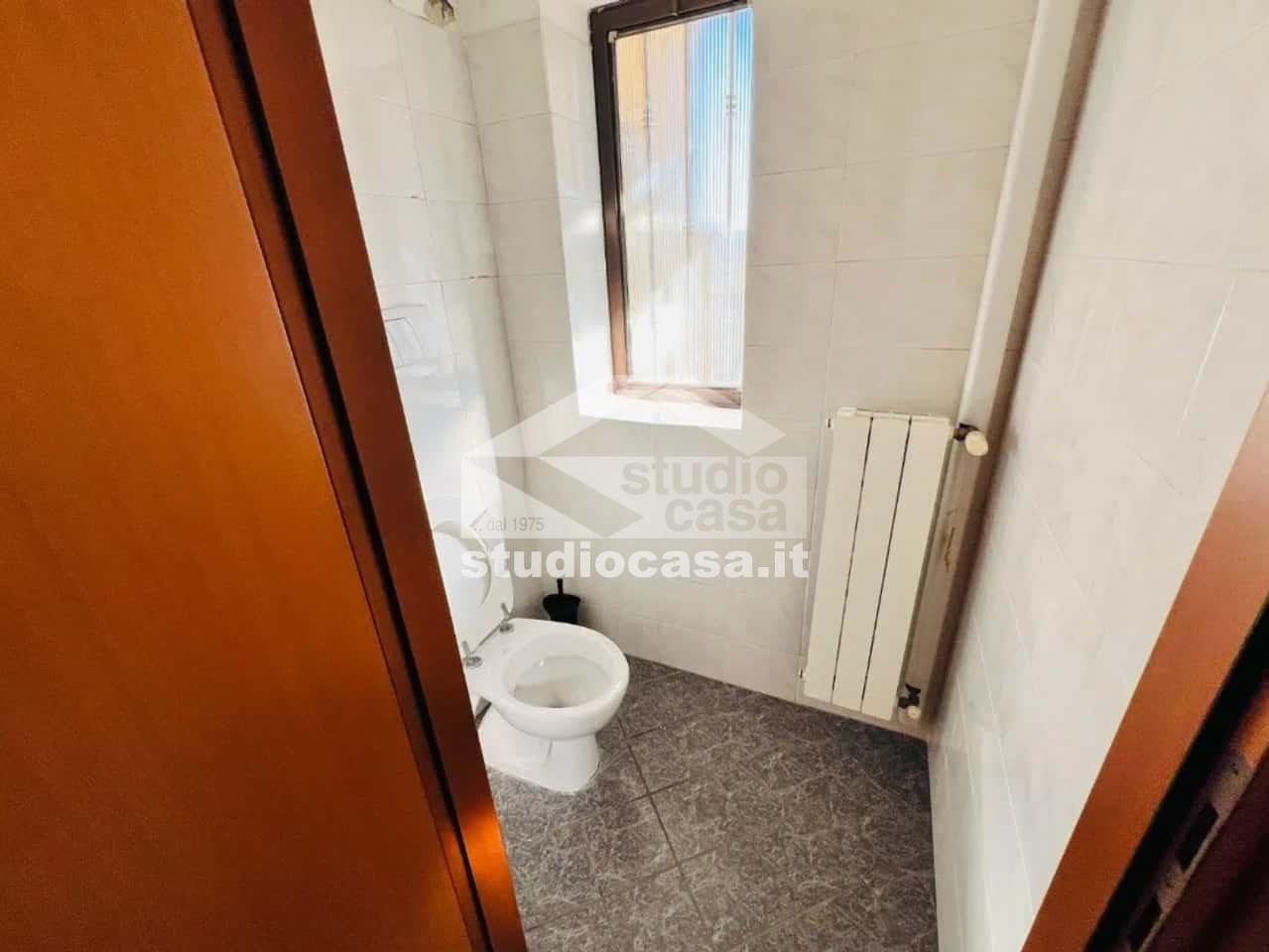 Ufficio in vendita a Vailate