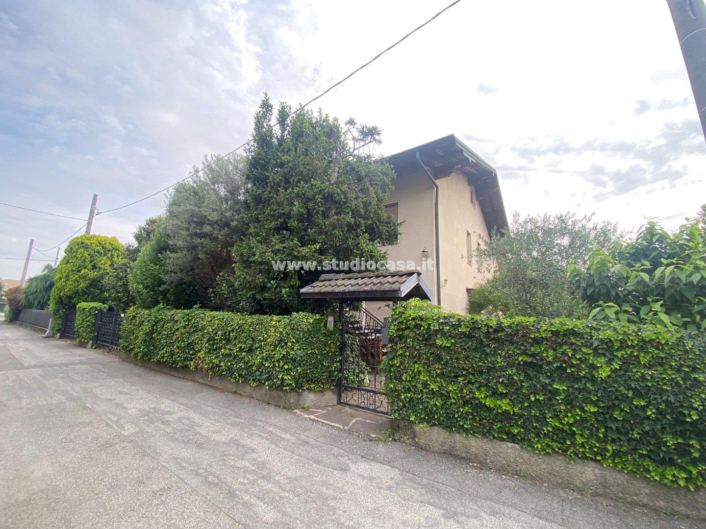 Villa Unifamiliare in vendita a Caravaggio