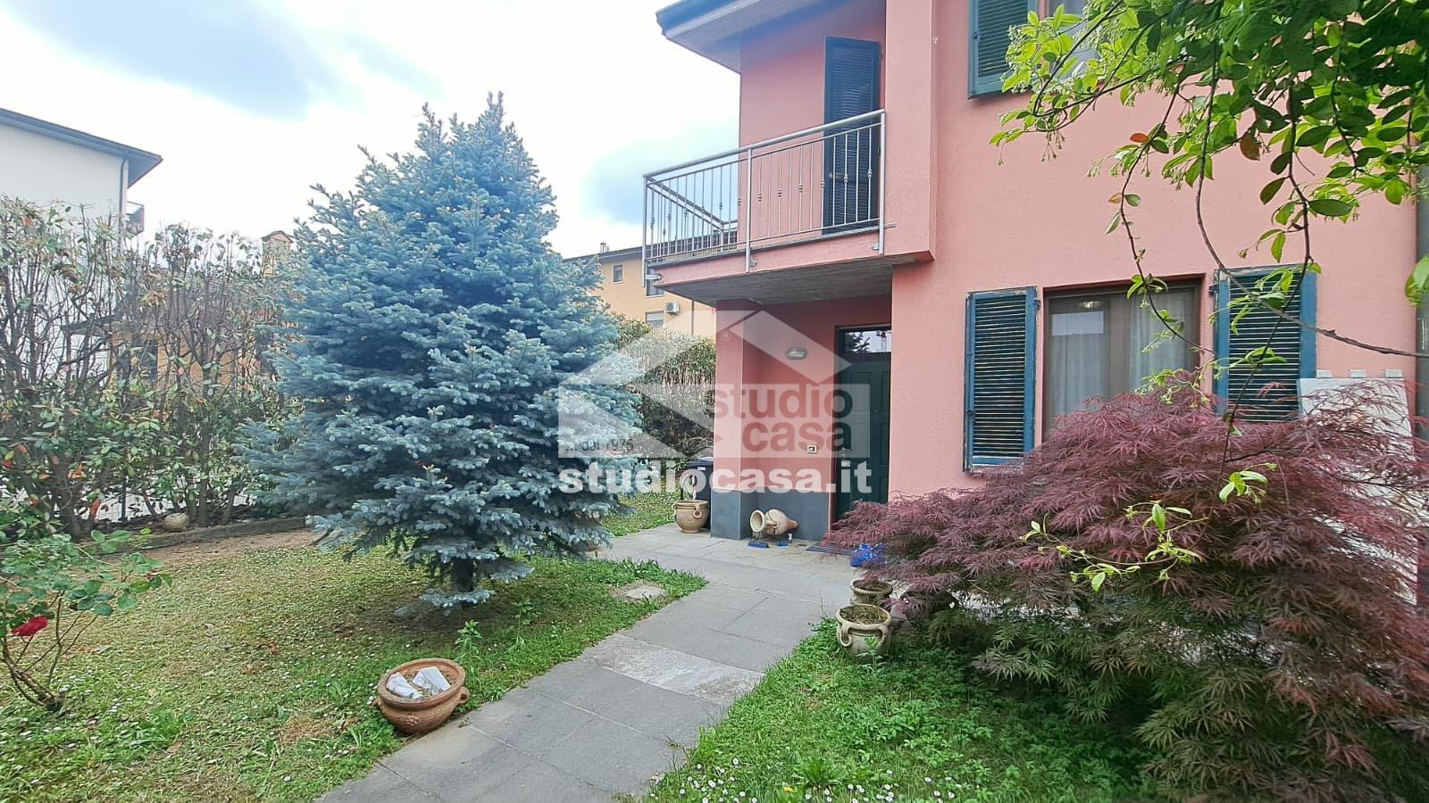 Villa a schiera di testa in vendita a Fornovo San Giovanni