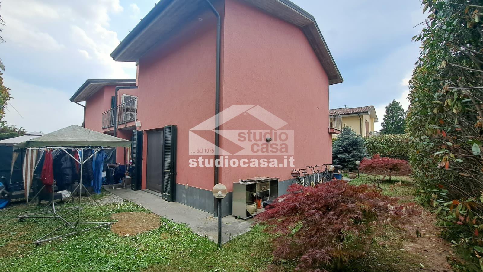 Villa a schiera di testa in vendita a Fornovo San Giovanni