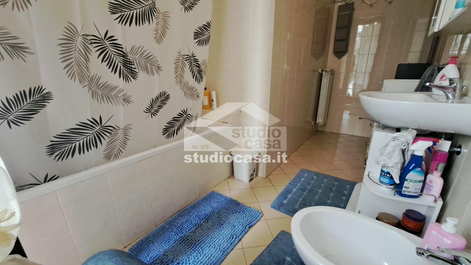 Villa a schiera di testa in vendita a Fornovo San Giovanni