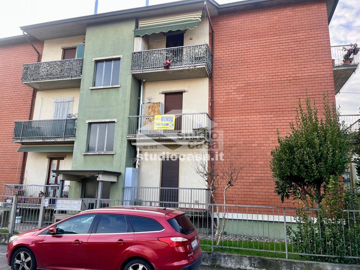 Appartamento in vendita a Castel Rozzone