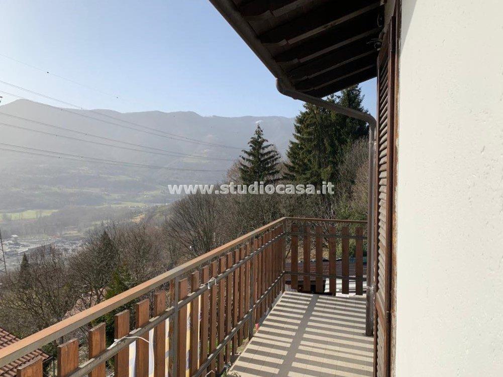 Appartamento in vendita a Endine Gaiano