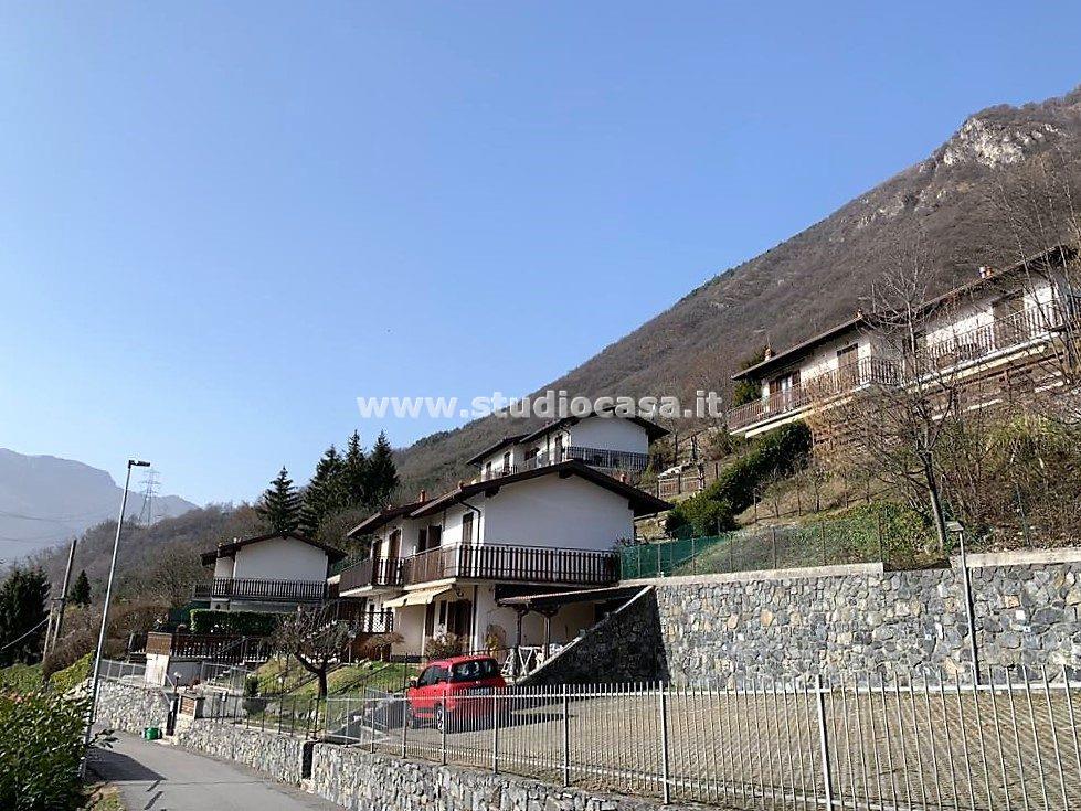 Appartamento in vendita a Endine Gaiano