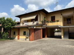 Appartamento in vendita a Casirate d'Adda