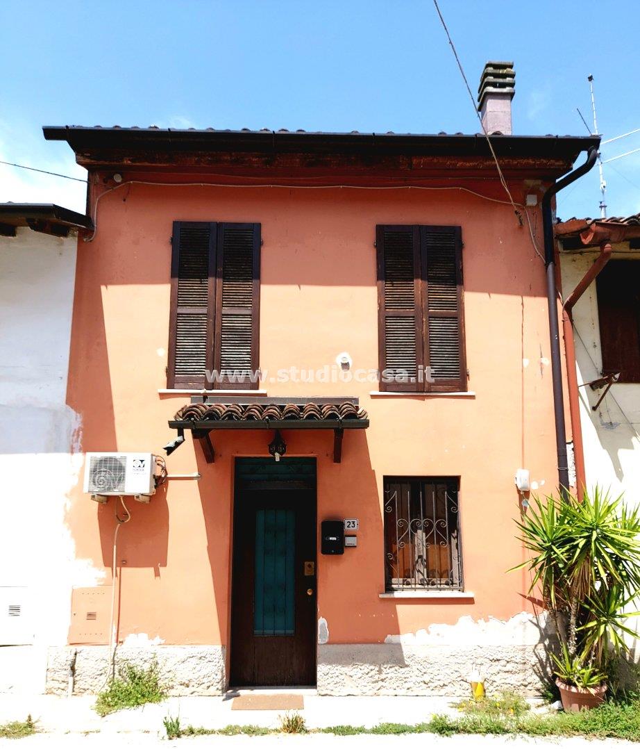 Casa Unifamiliare in vendita a Persico Dosimo