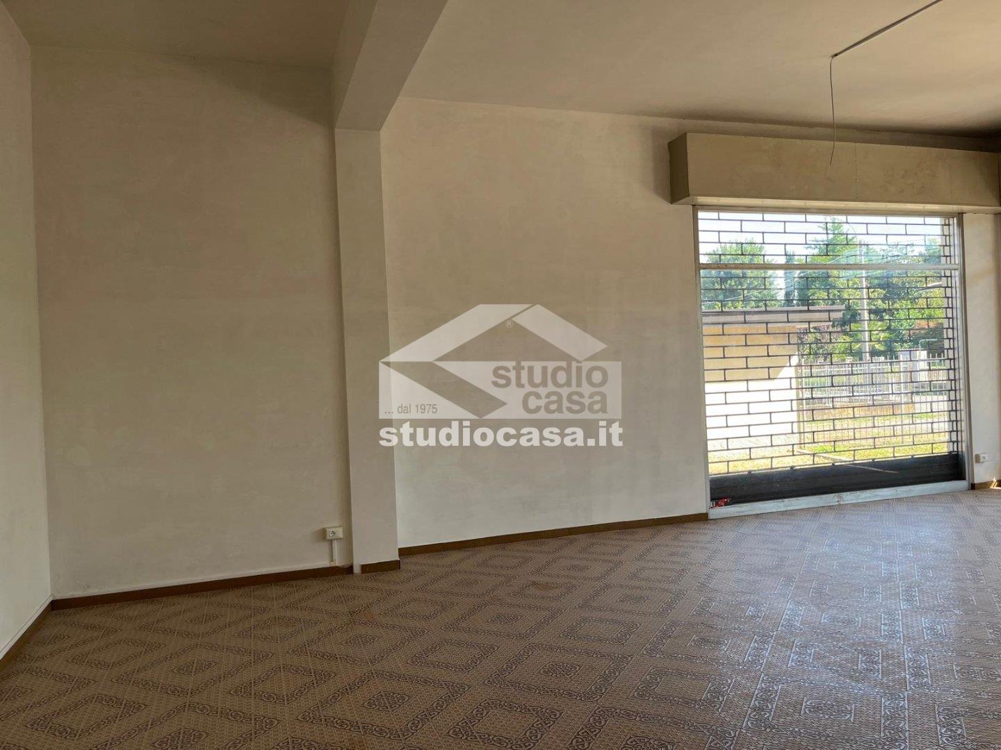 Studio in affitto a Castelverde