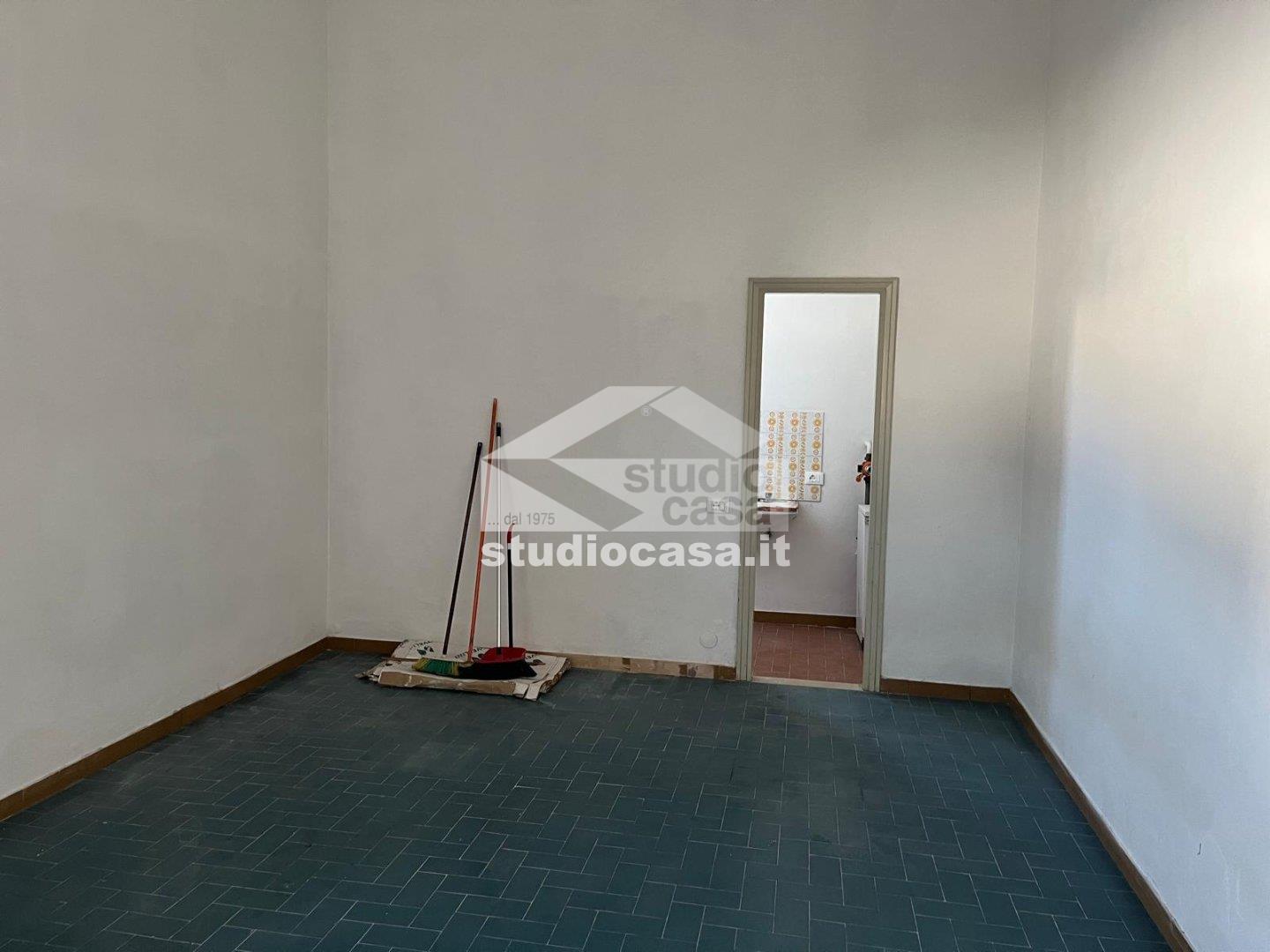 Studio in affitto a Castelverde