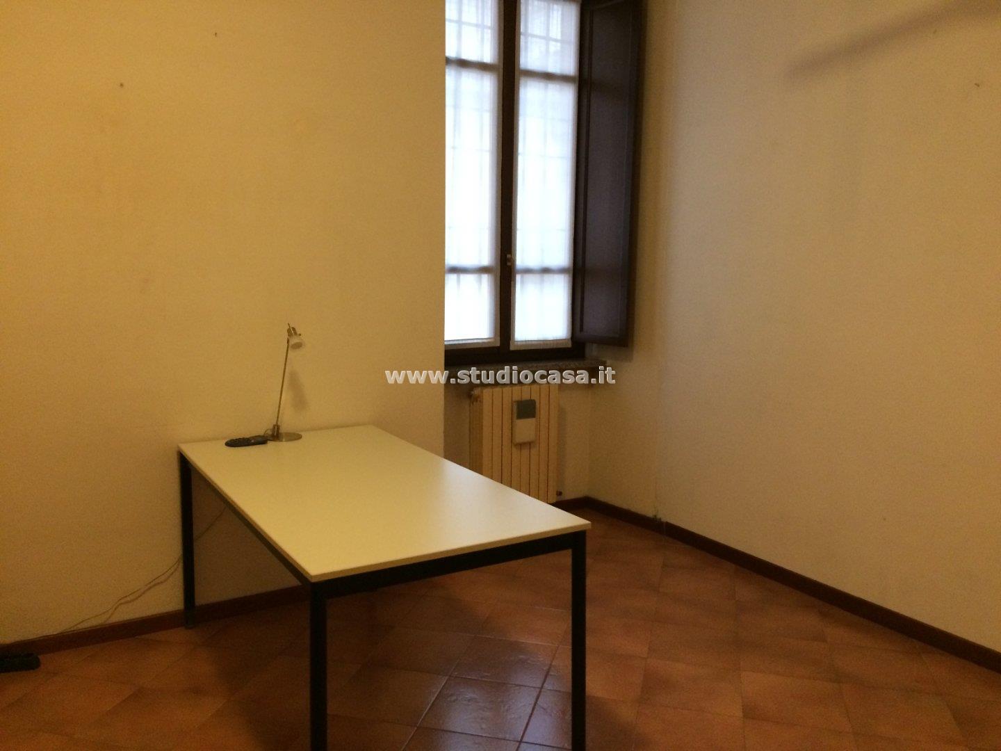 Studio in affitto a Cremona