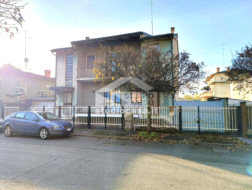 Appartamento in vendita a Cremona