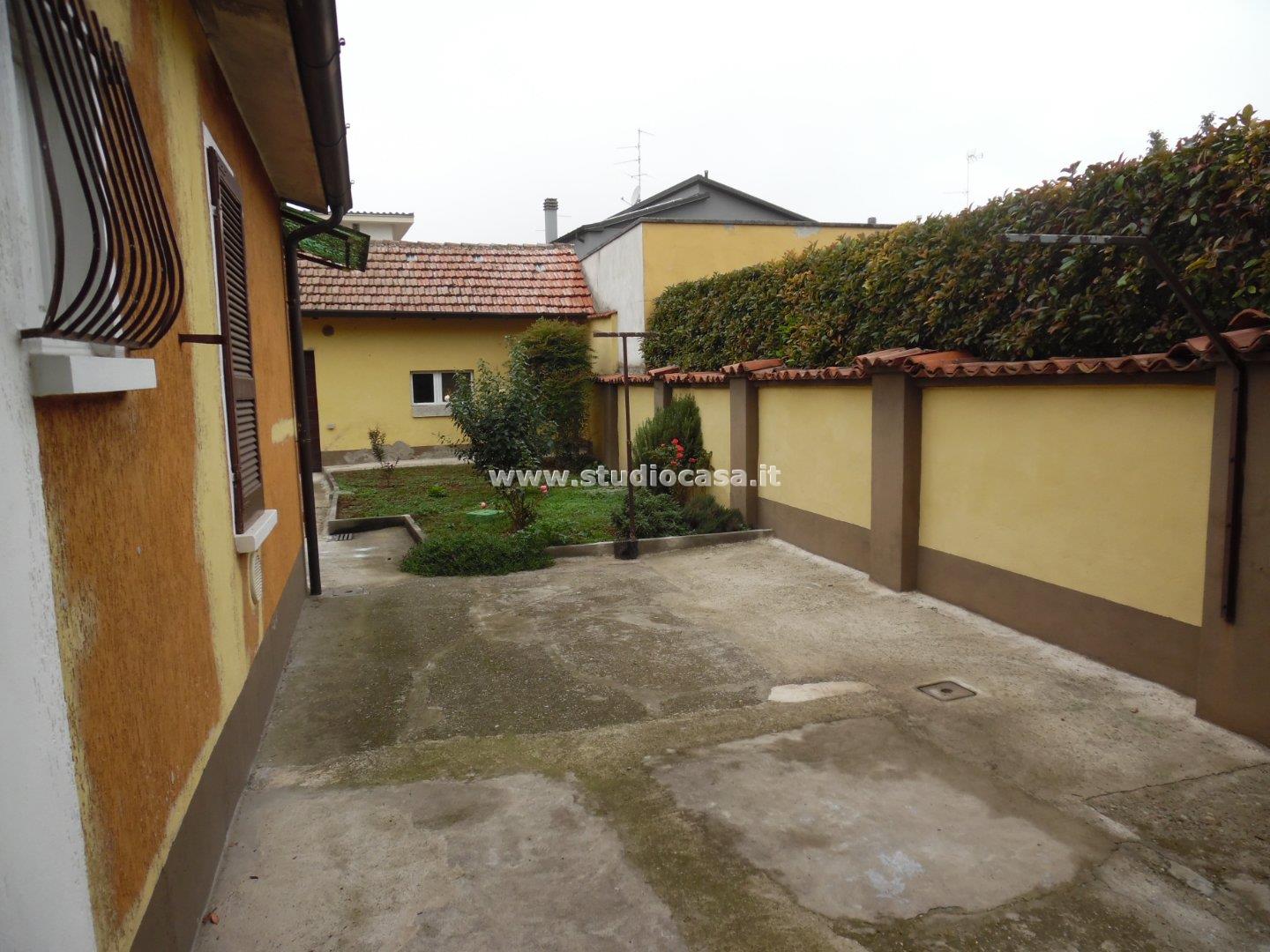 Casa Unifamiliare in vendita a Castiglione d