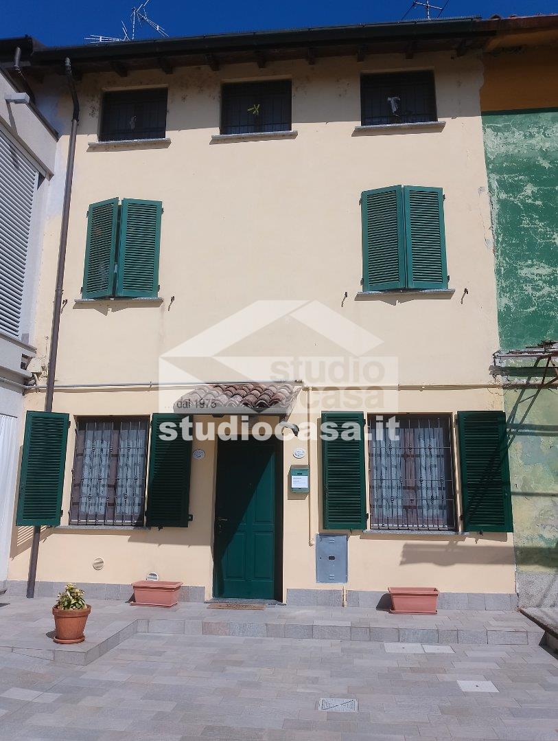 Casa Unifamiliare in affitto a Castiglione d