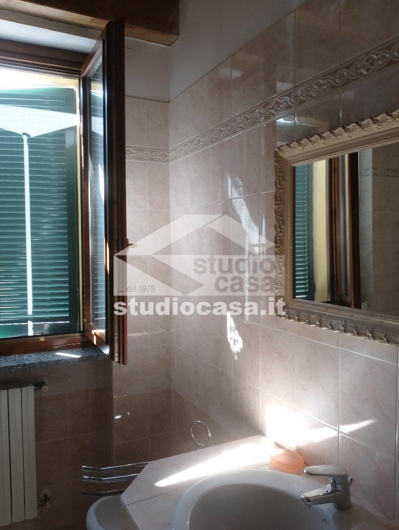 Casa Unifamiliare in affitto a Castiglione d