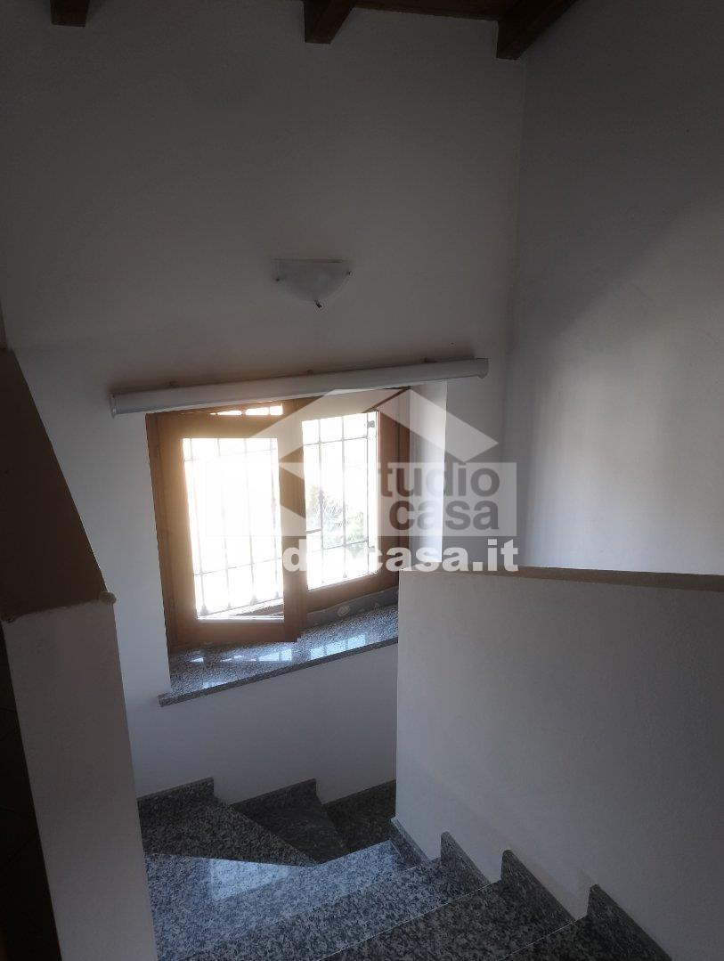 Casa Unifamiliare in affitto a Castiglione d