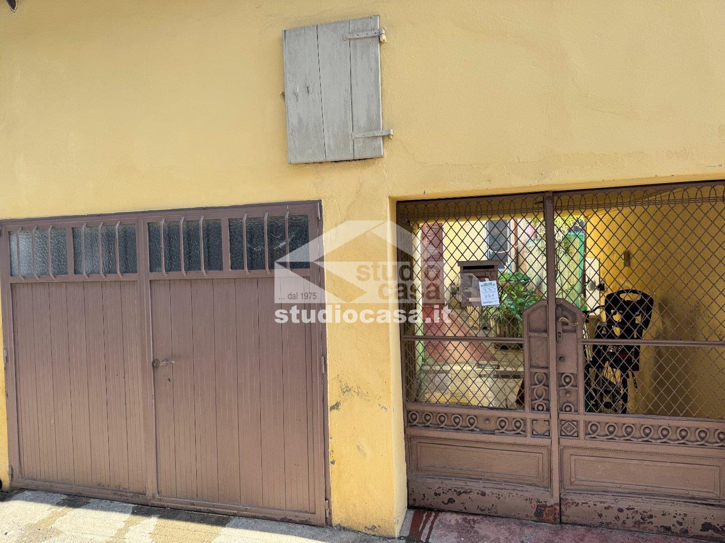 Casa Unifamiliare in vendita a Castelnuovo Bocca d