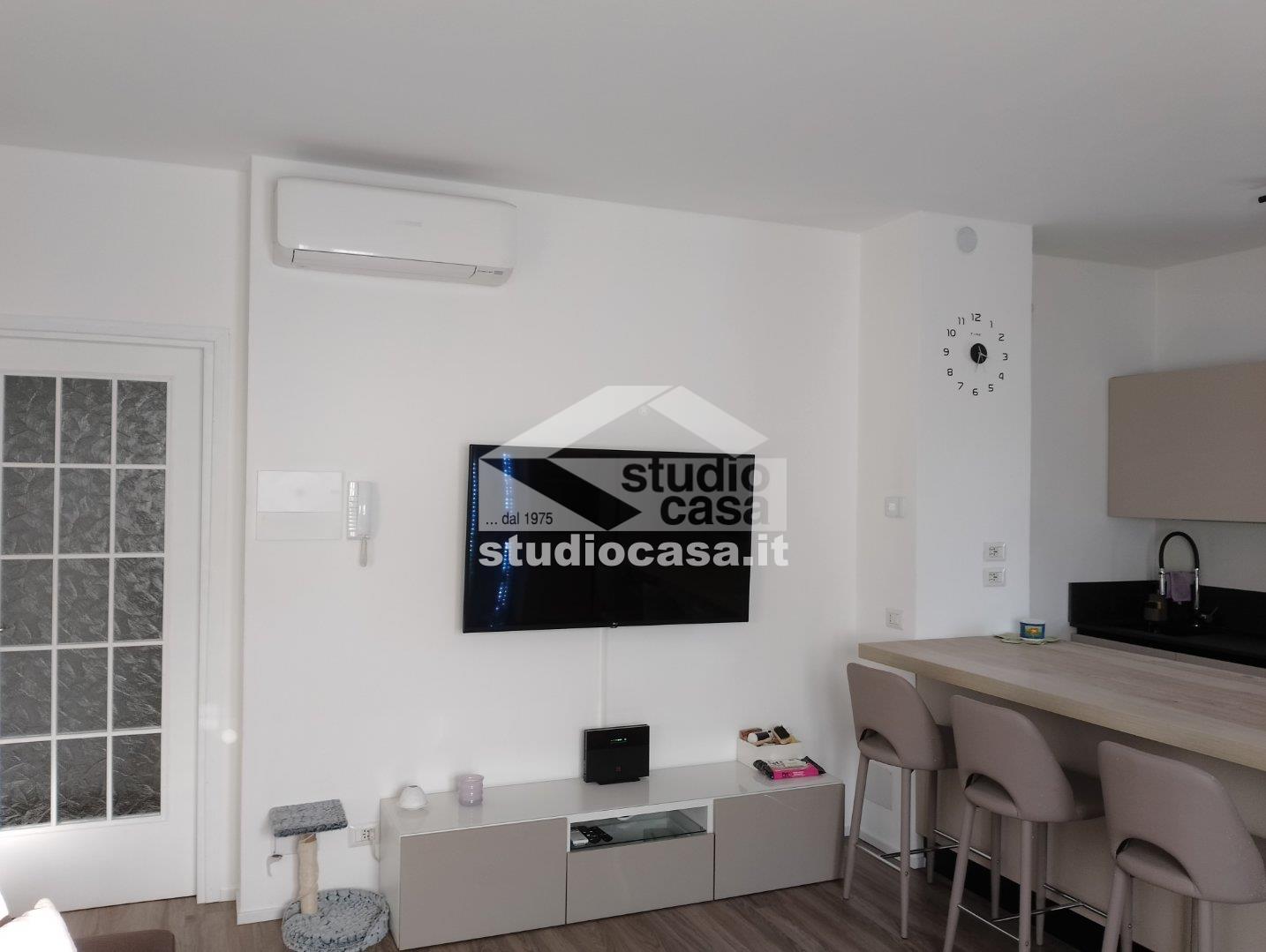 Appartamento in affitto a Maleo