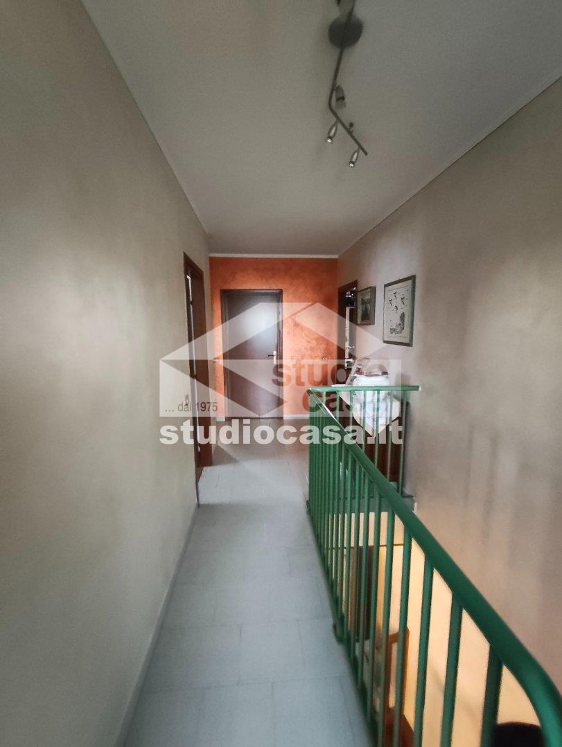 Villa Bifamiliare in vendita a Cappella Cantone