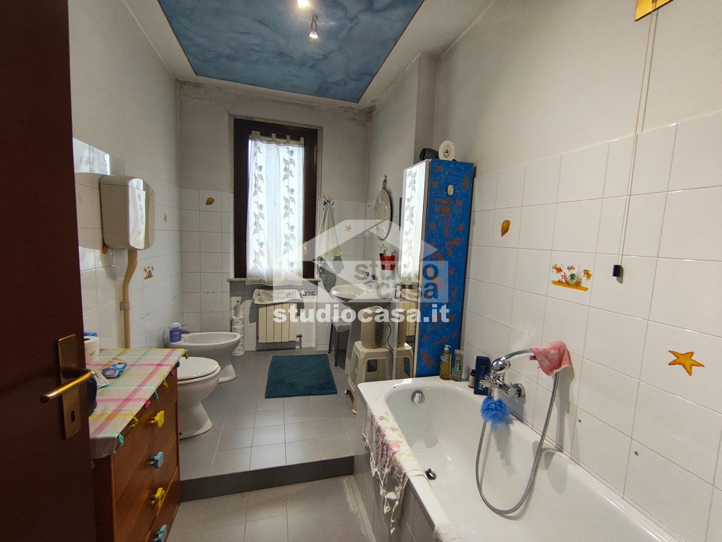 Villa Bifamiliare in vendita a Cappella Cantone