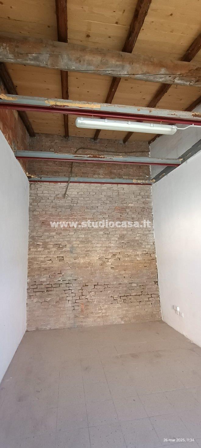 Laboratorio in affitto a Castelleone